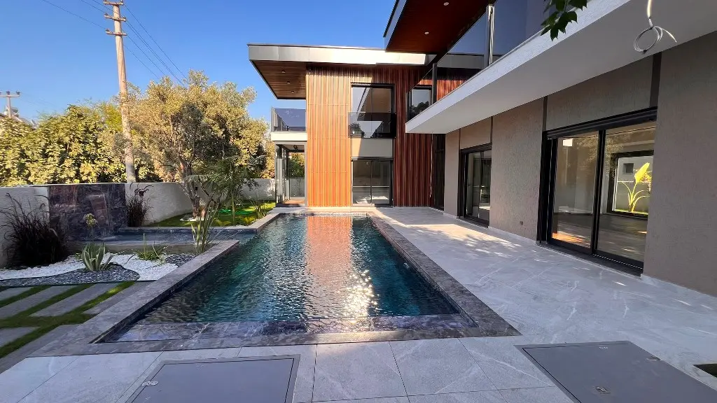 Home in Babatasi